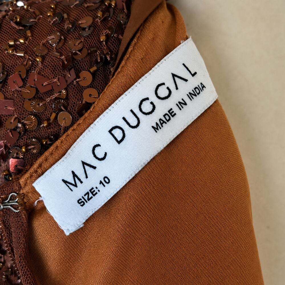 Mac Duggal 10 - Picture 10 of 11